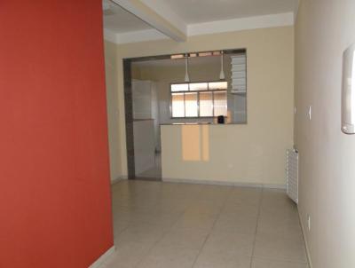 Apartamento para Locação, em Volta Redonda, bairro ATERRADO, 3 dormitórios, 1 banheiro