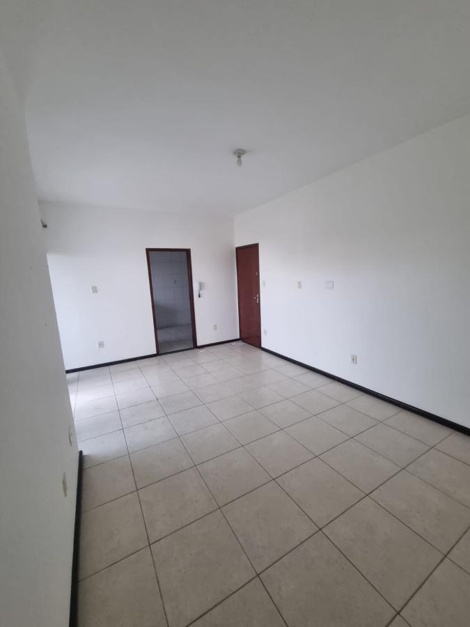 Apartamento à venda com 3 quartos - Foto 4