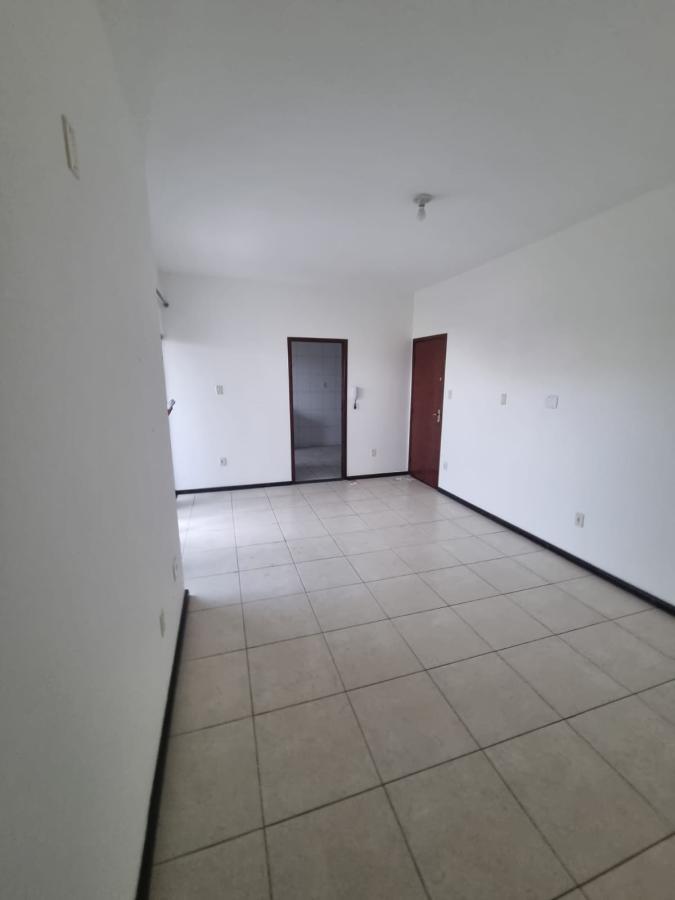 Apartamento à venda com 3 quartos - Foto 8