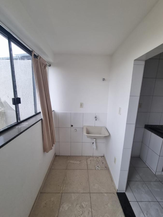 Apartamento à venda com 3 quartos - Foto 12