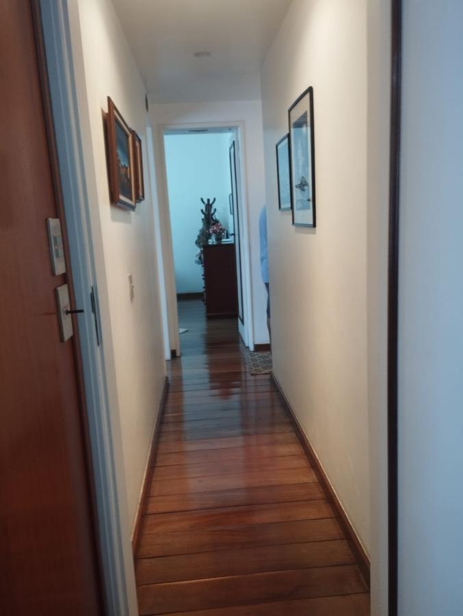 Apartamento à venda com 3 quartos, 134m² - Foto 10