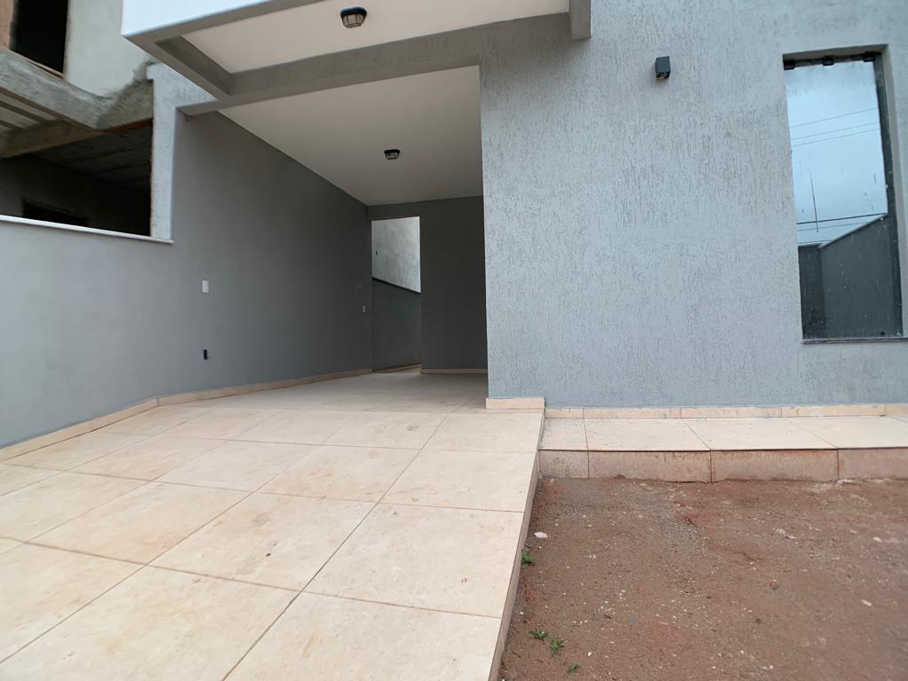 Casa à venda com 3 quartos, 243m² - Foto 9