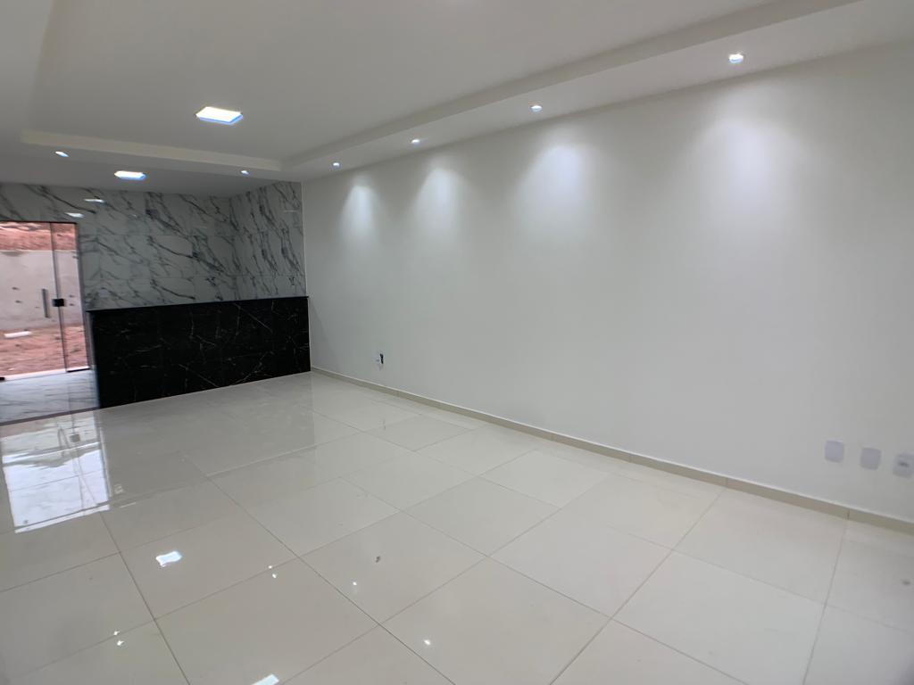 Casa à venda com 3 quartos, 243m² - Foto 14