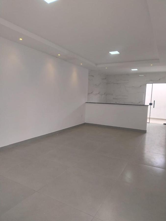 Apartamento à venda com 3 quartos, 243m² - Foto 2