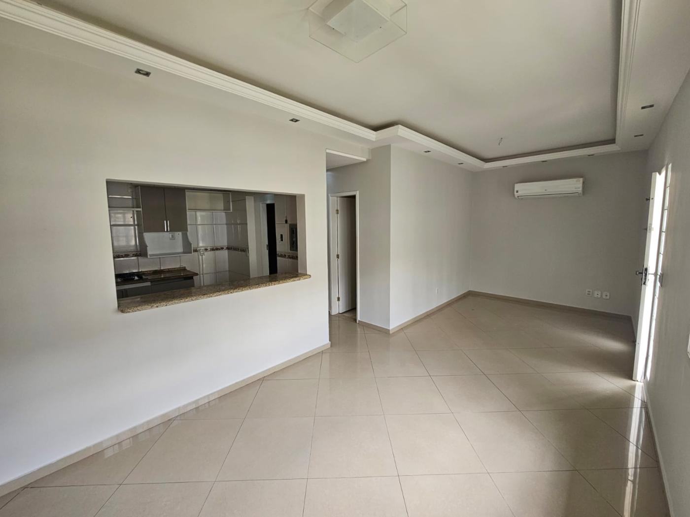 Casa à venda com 3 quartos, 294m² - Foto 5